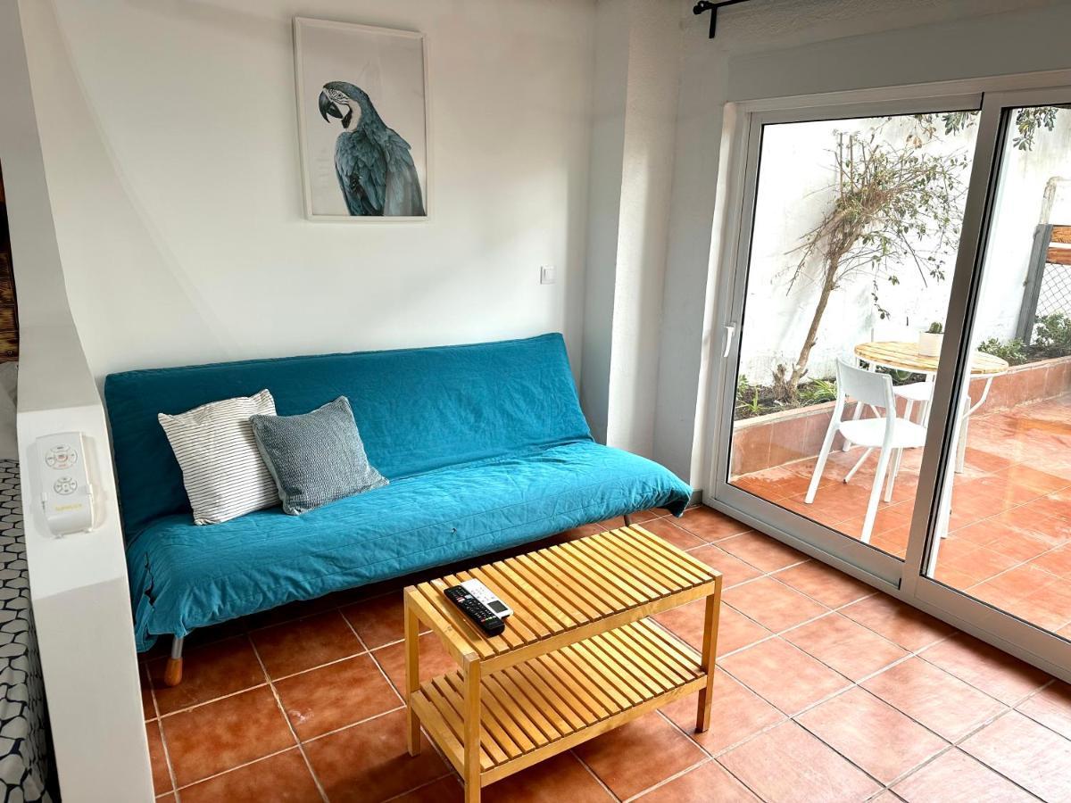 Nuevos Apartamentos Frente Al Mar Y A La Playa Castelldefels Luaran gambar