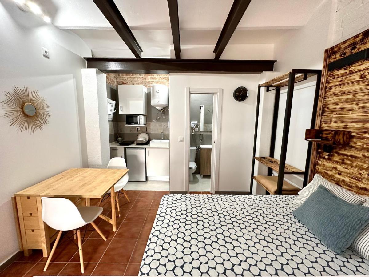 Nuevos Apartamentos Frente Al Mar Y A La Playa Castelldefels Luaran gambar